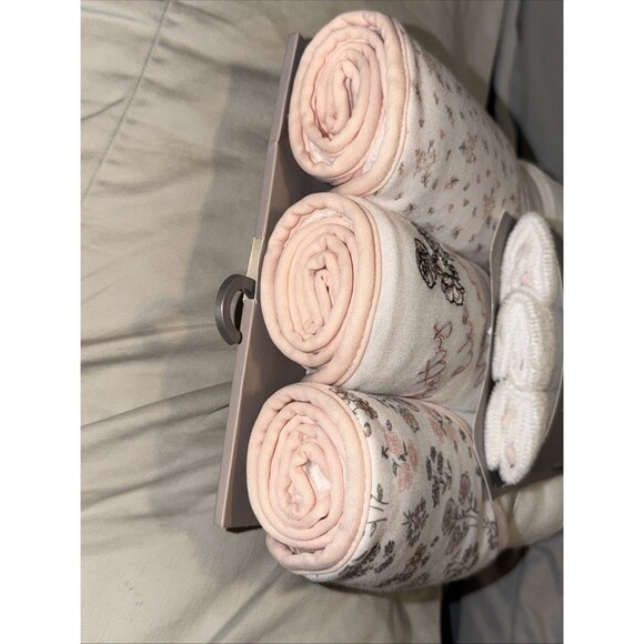 Le Top Bebe 6 Piece Hooded Towel And Washcloth Set Baby Girl NWT - Picture 8 of 8